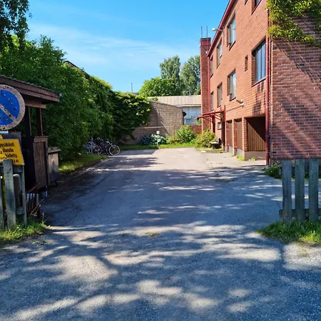 Kompakti Yksioe Numero 3 Pienkerrostalossa * Pori