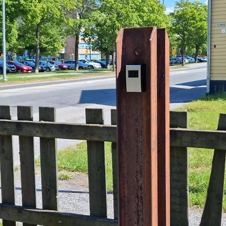 Kompakti Yksioe Numero 3 Pienkerrostalossa Pori
