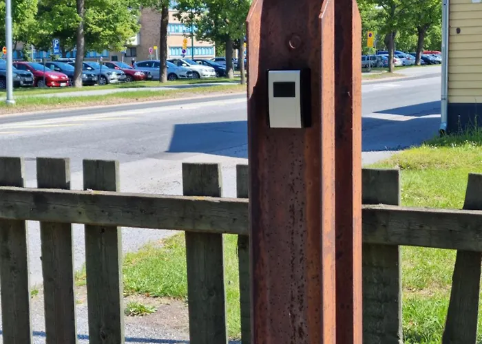 Kompakti Yksioe Numero 3 Pienkerrostalossa Пори